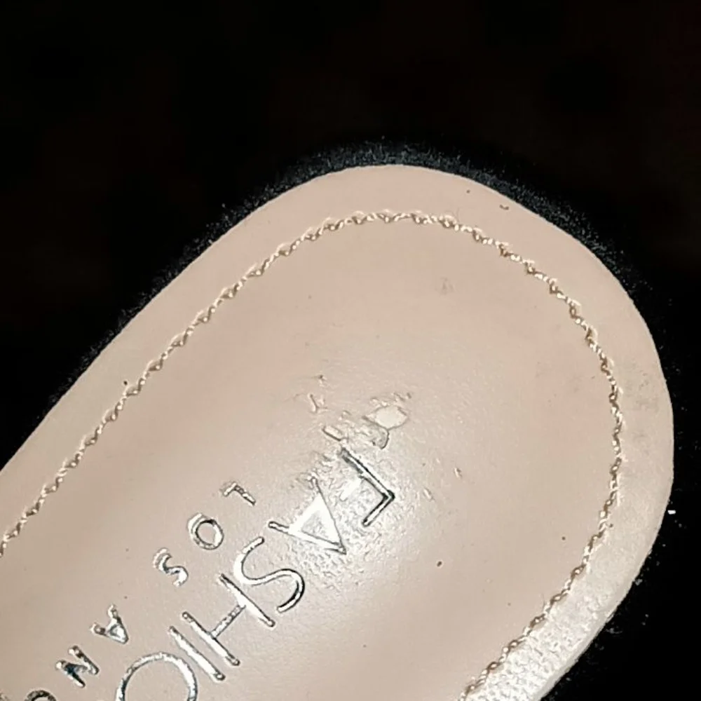 Shoes - Picture 2 of 2